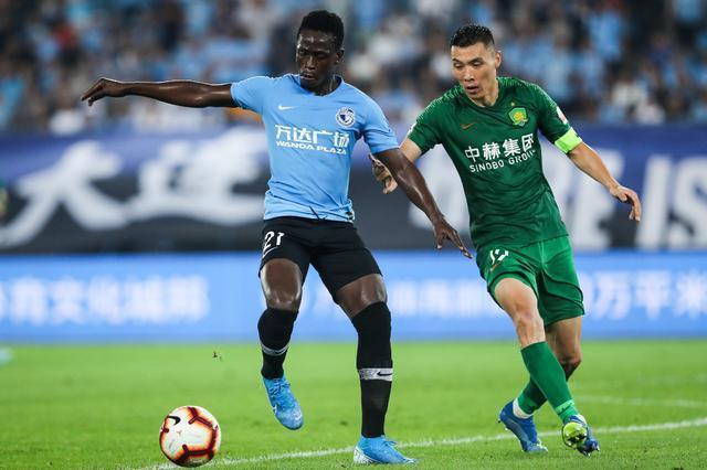 青岛黄海主场大捷天津天海,成功保级压力的简单介绍 青岛黄海主场大捷天津天海,成功保级压力的简单介绍