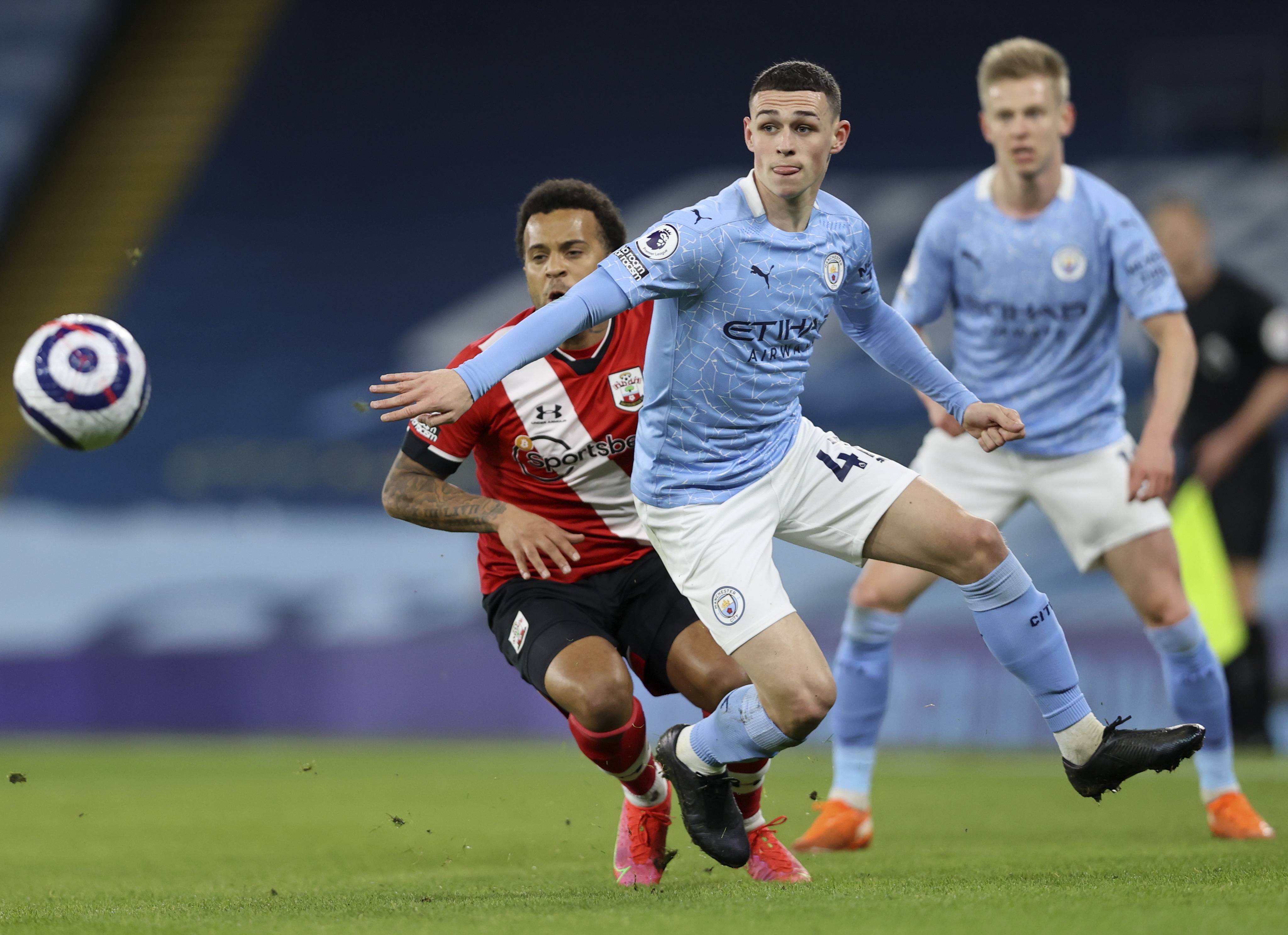 曼联大胜莱斯特城,状态回升继续追赶的简单介绍 曼联大胜莱斯特城,状态回升继续追赶的简单介绍