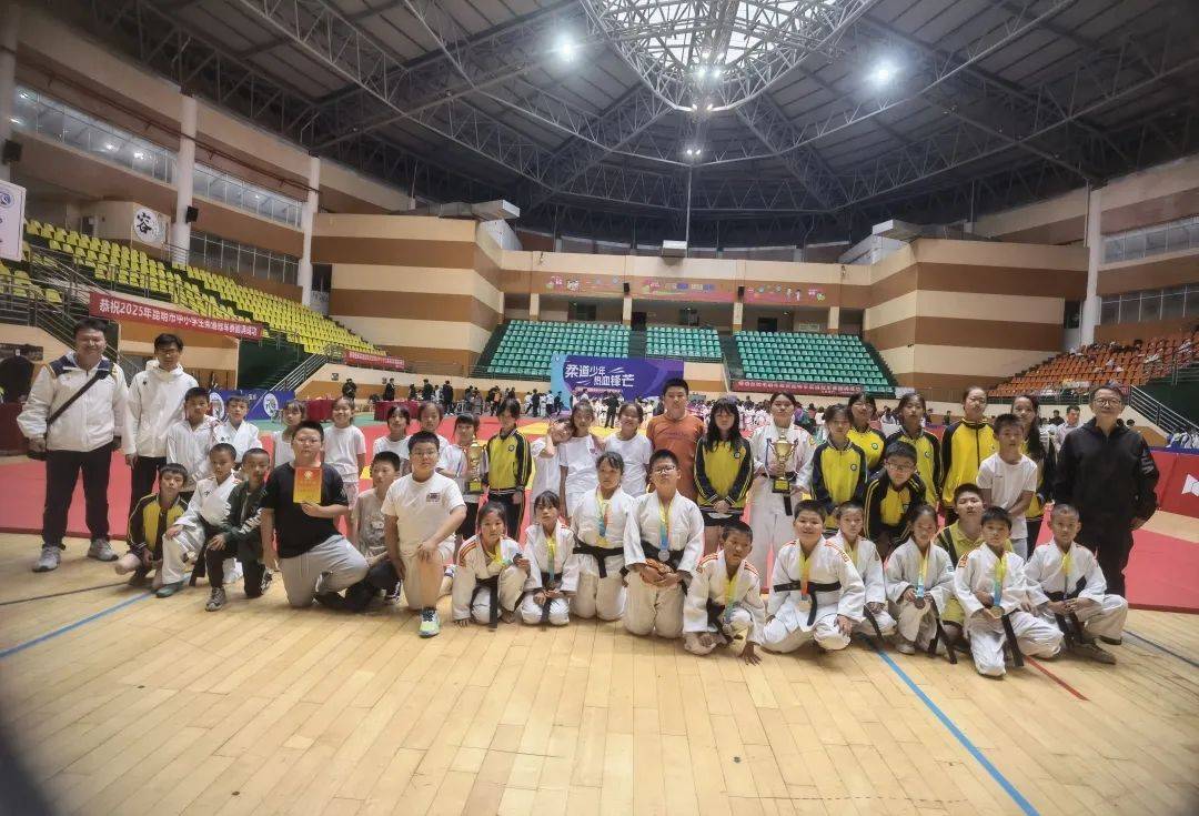 开云体育app-包含突尼斯队争取优异表现的词条