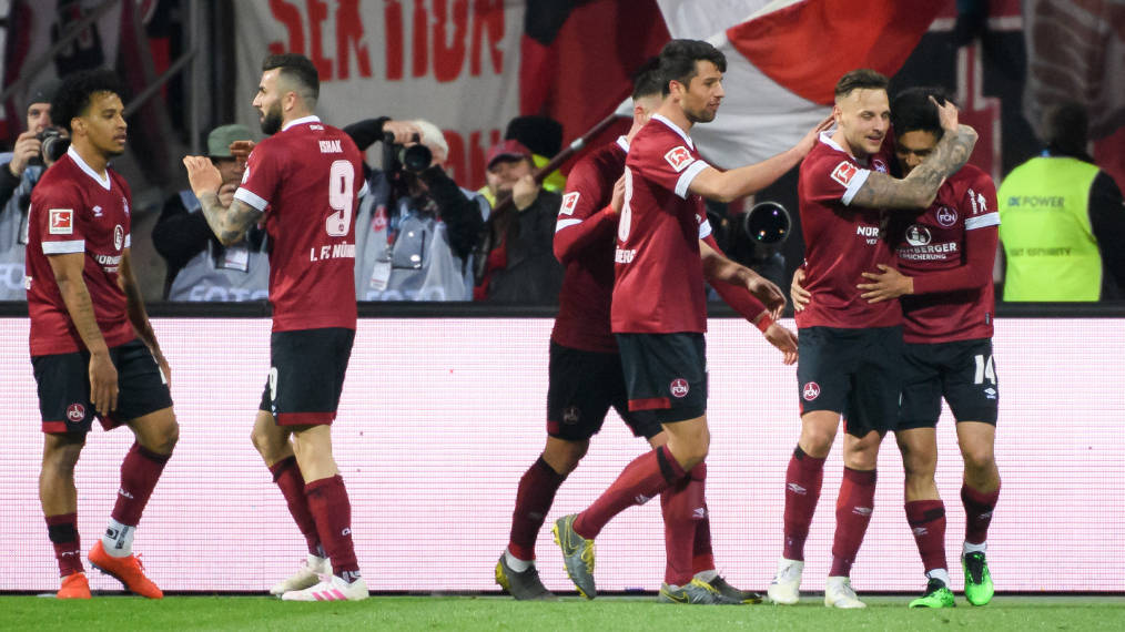 恩菲尔德进攻端火力强劲，欲破河床防线的简单介绍