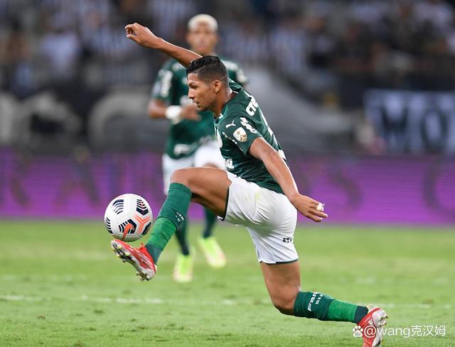 包含帕尔梅拉斯小将表现抢眼,劲旅添新力量的词条 包含帕尔梅拉斯小将表现抢眼,劲旅添新力量的词条