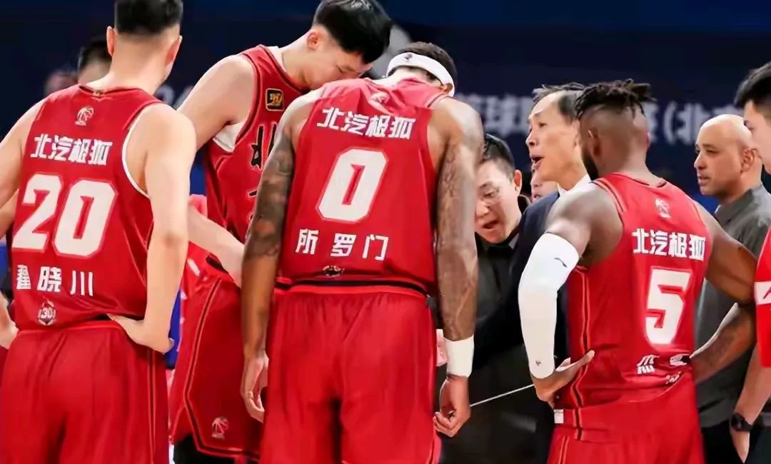 北方球队击败劲敌晋级赛事决赛 北方球队击败劲敌晋级赛事决赛