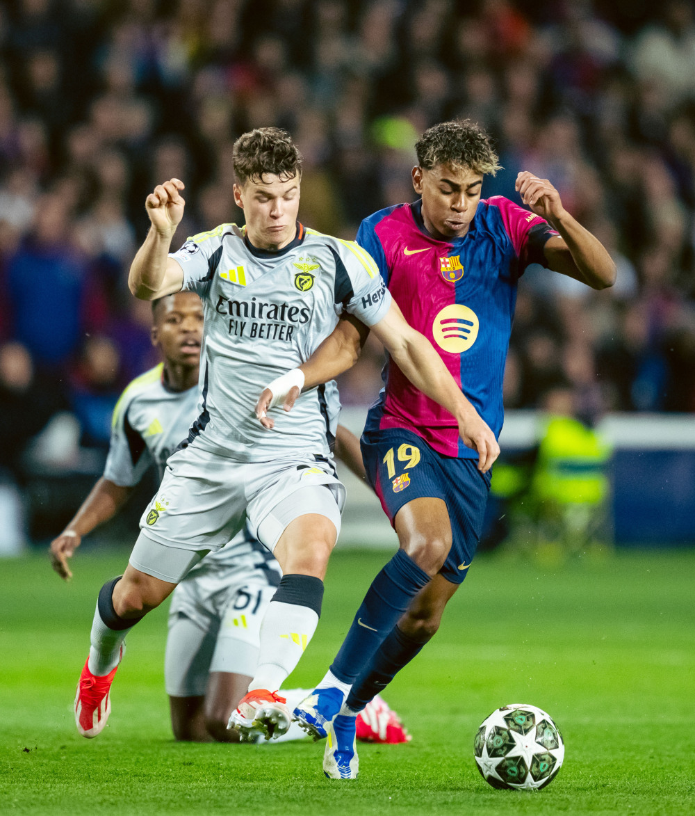 巴塞罗那获胜晋级,维持不败战绩 巴塞罗那获胜晋级,维持不败战绩