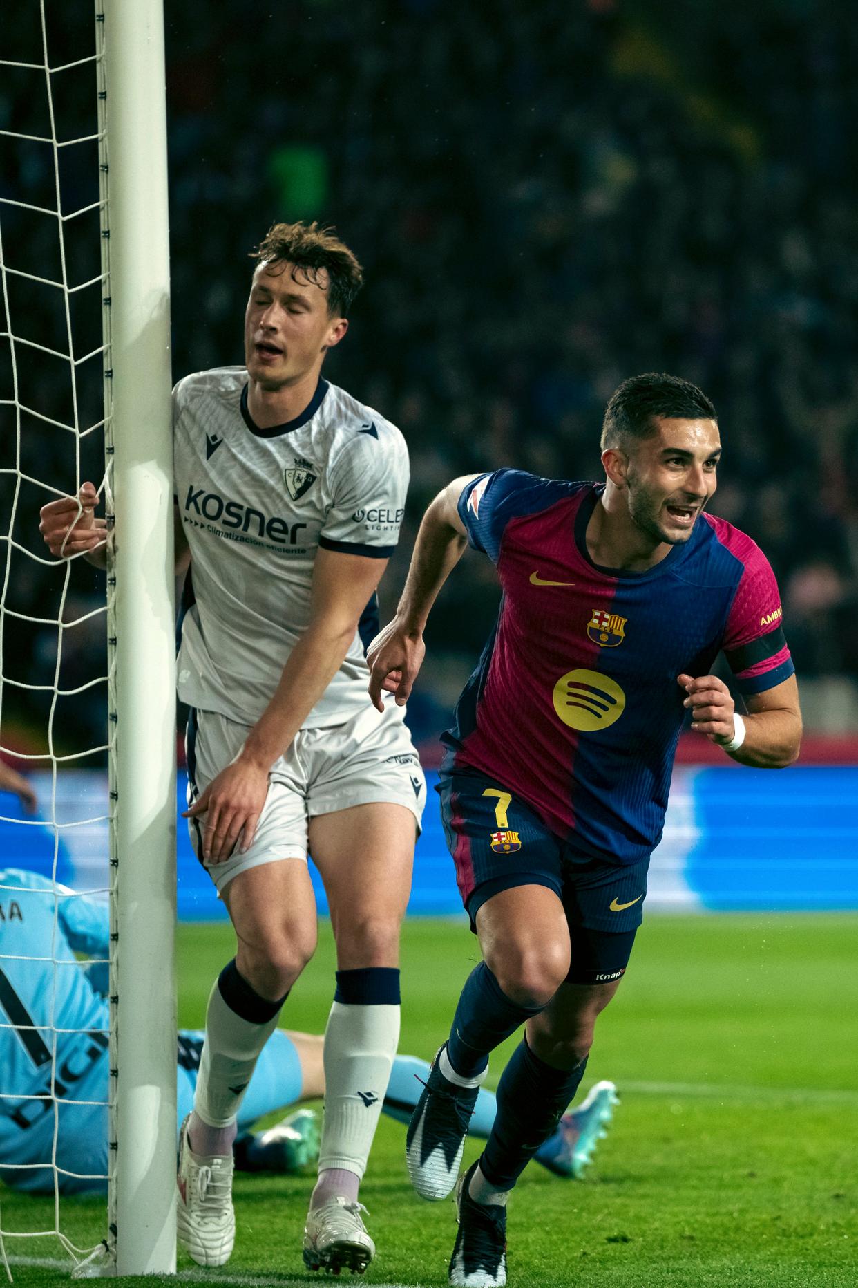 开云体育官方登录入口-奥萨苏纳3-0完胜埃尔切，连胜势头不减的简单介绍