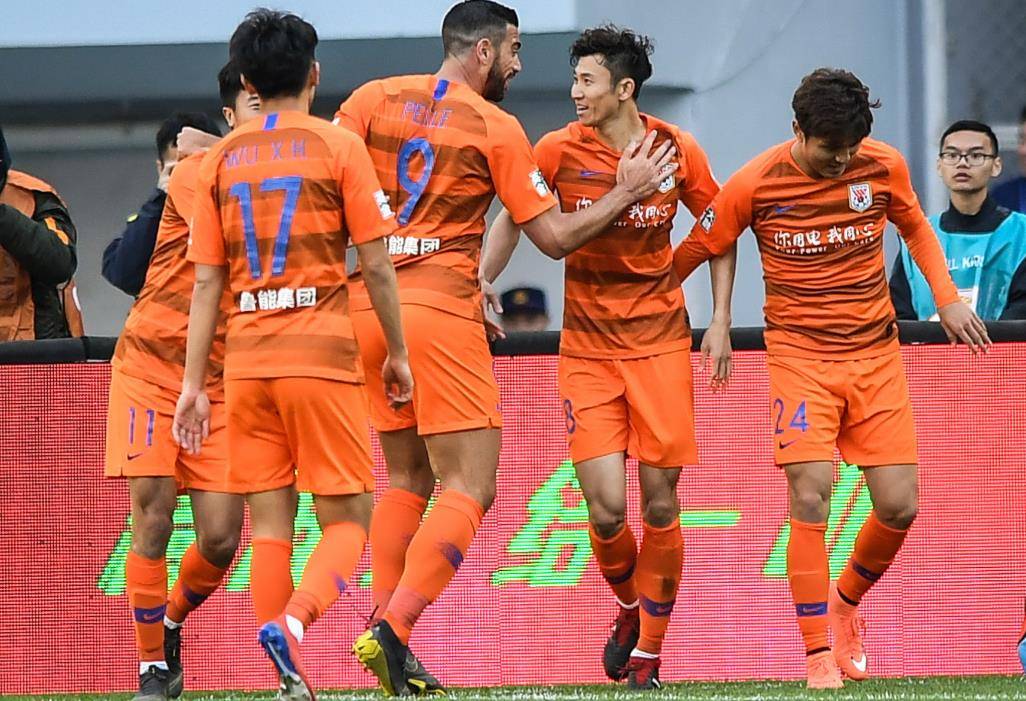 鲁能主场不敌日本球队遭遇亚冠两连败 鲁能主场不敌日本球队遭遇亚冠两连败