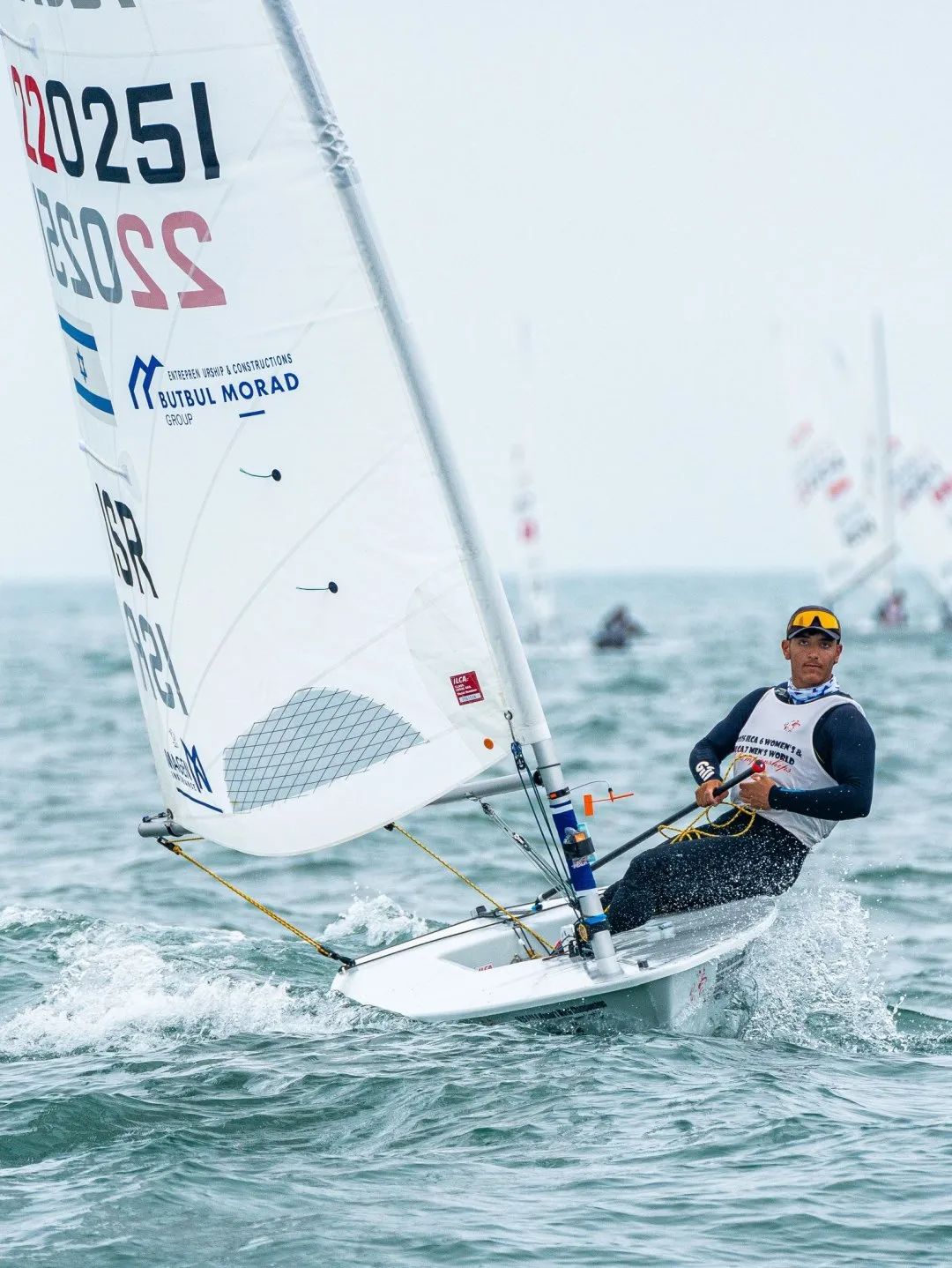 新西兰男子帆船选手取得冠军