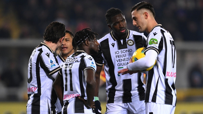 AC米兰客场战胜乌迪内斯,继续保持不败的简单介绍 AC米兰客场战胜乌迪内斯,继续保持不败的简单介绍