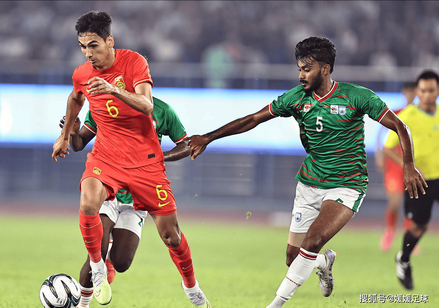 巴勒斯坦神奇翻盘!对手不敌他们的足球实力 巴勒斯坦神奇翻盘!对手不敌他们的足球实力