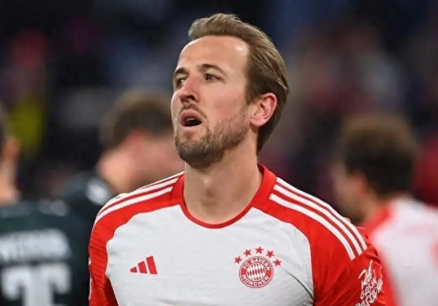 拜仁主帅宣布将离队，球队未来备战告急的简单介绍