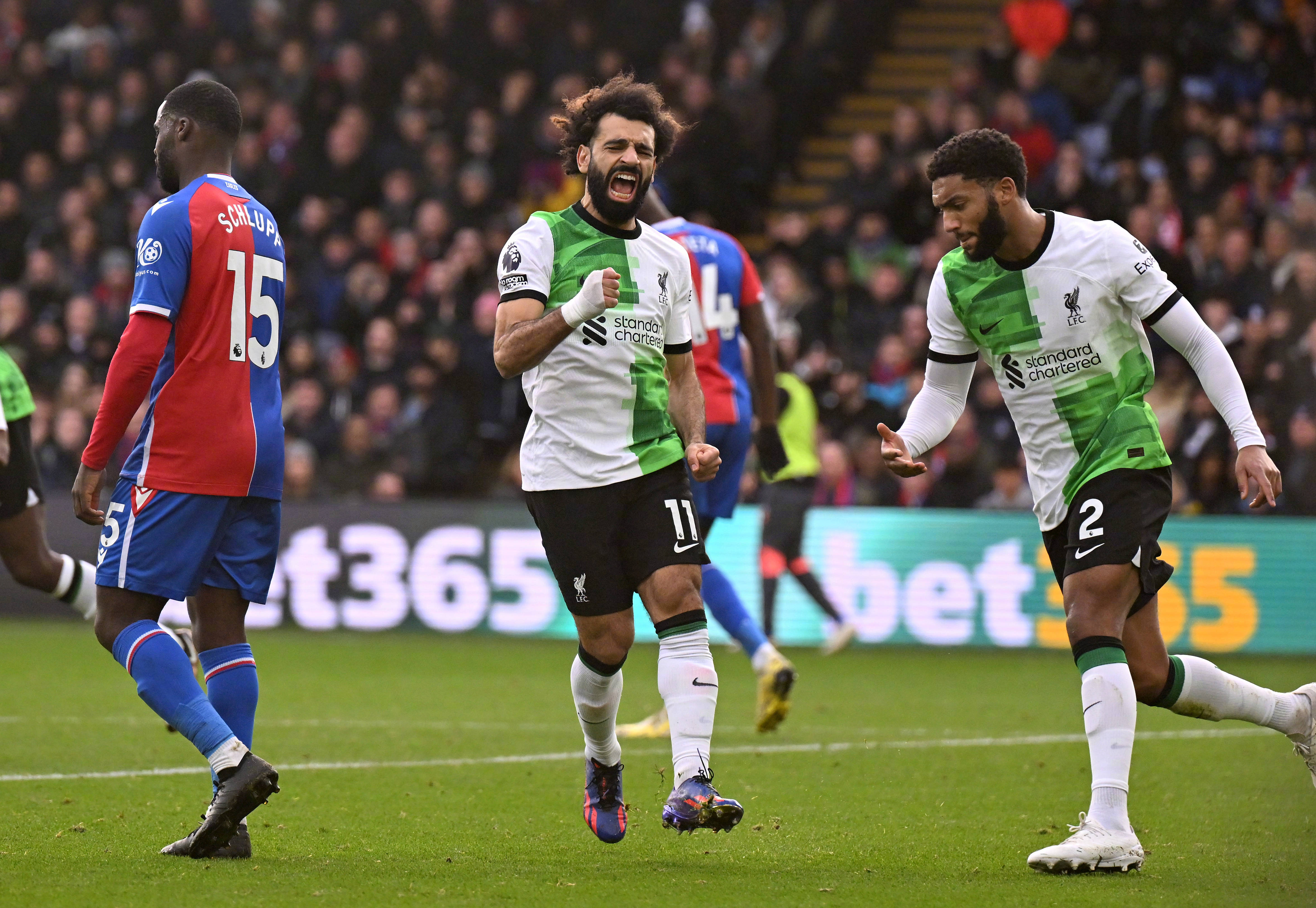 狼队坐镇主场迎战阿森纳，力争主场战胜对手